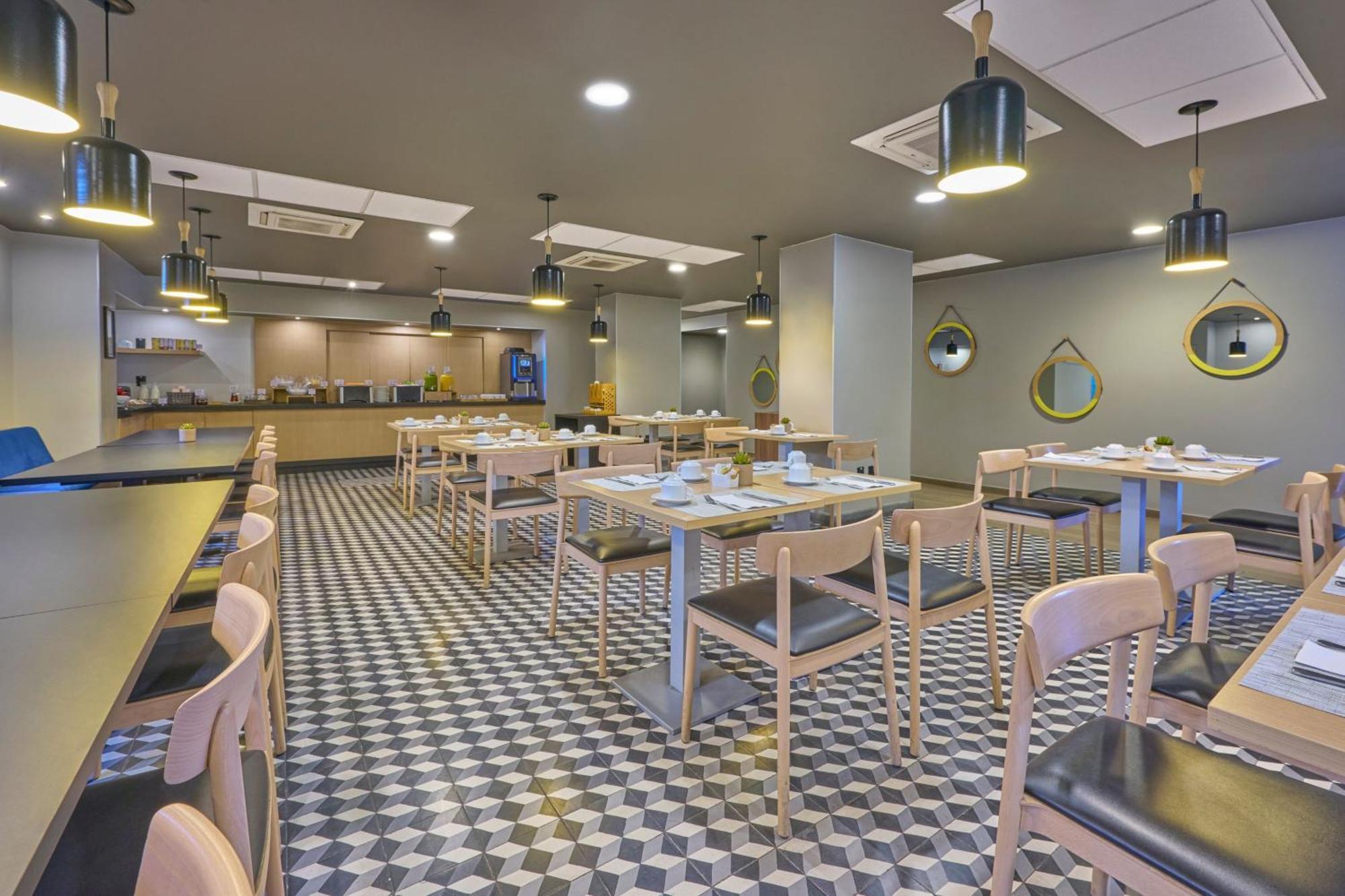 City Express Plus By Marriott Ciudad De Mexico Periferico Sur Tlalpan Екстер'єр фото