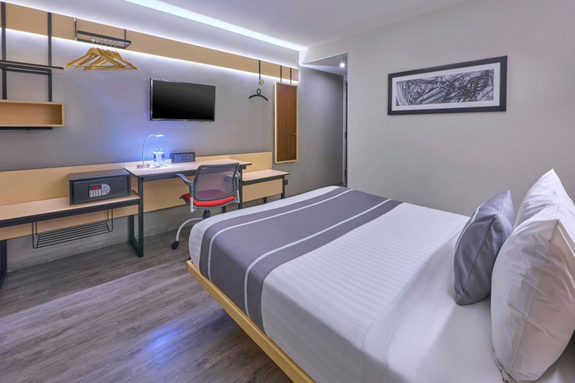 City Express Plus By Marriott Ciudad De Mexico Periferico Sur Tlalpan Екстер'єр фото
